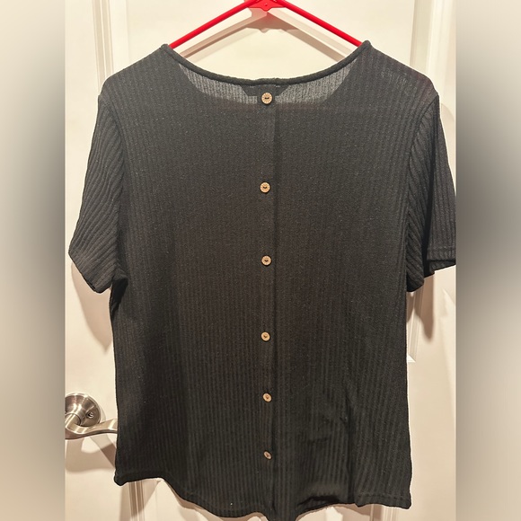 SHEIN black top with wood buttons on back - Picture 2 of 3